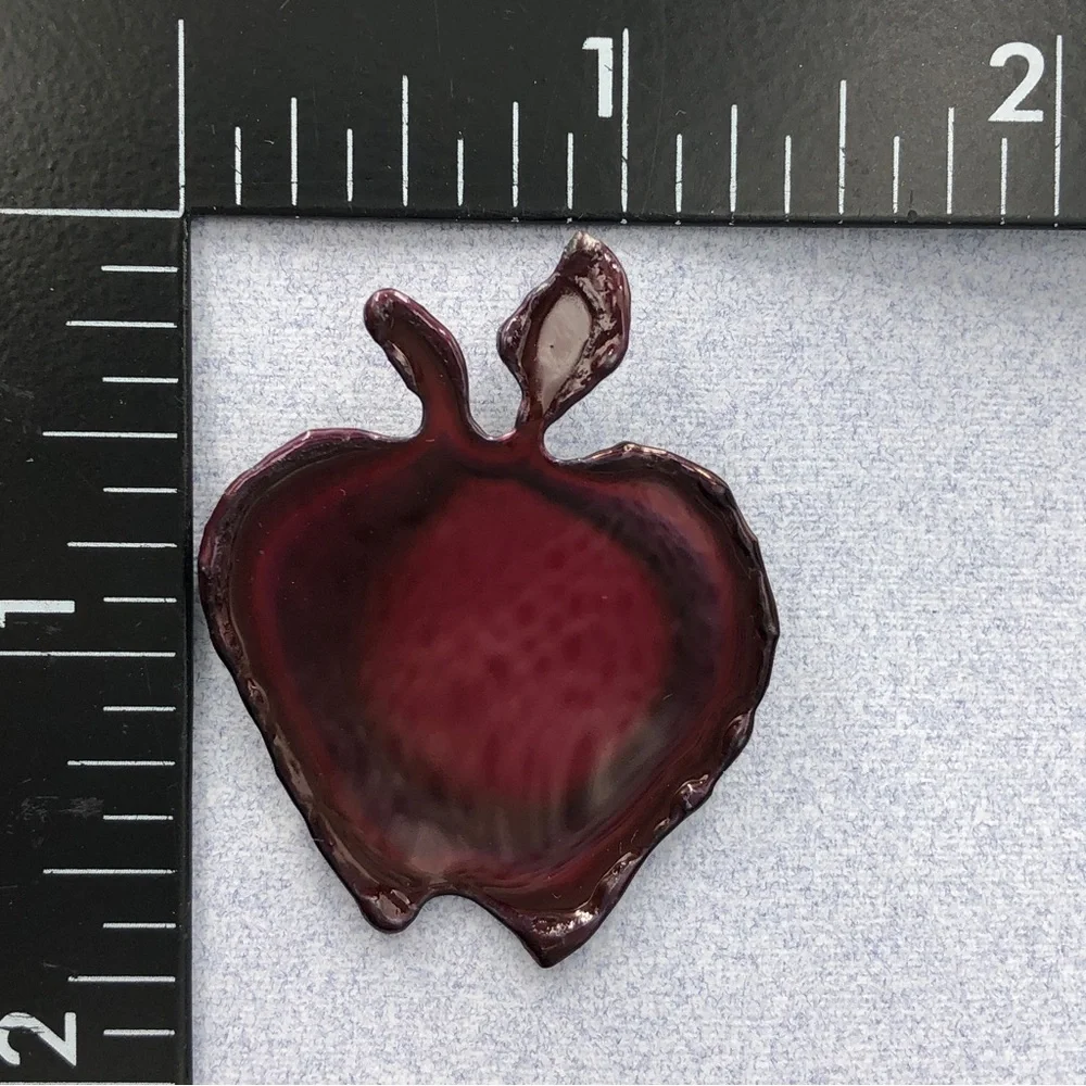 🌼 Metal Art Apple Artesian Hand Made Pin Brooch
